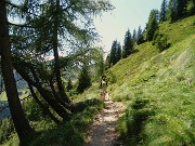 64 Scendiamo baciati dal sole pomeridiano